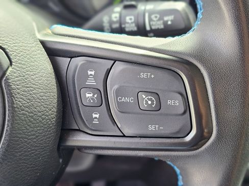 Used 2024 Jeep Wrangler Unlimited Rubicon 4xe AWD/4WD image 22