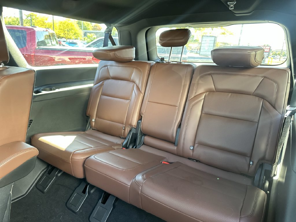Used 2025 Lincoln Navigator L Reserve AWD/4WD image 27