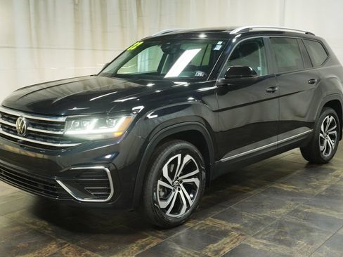 Used 2022 Volkswagen Atlas SEL AWD/4WD image 2