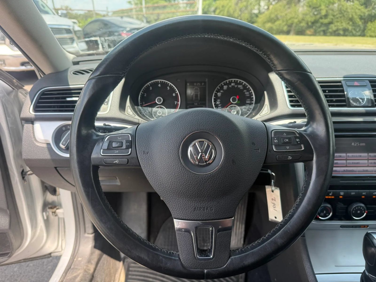 Used 2013 Volkswagen Passat 2.5 SE FWD image 10