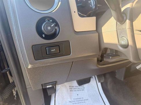 Used 2014 Ford F150 XLT w/ Equipment Group 302A Luxury image 29