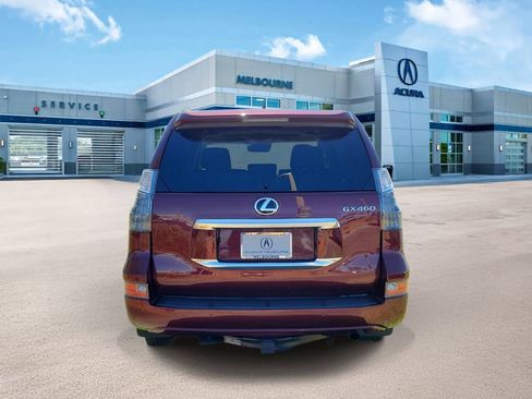 Used 2021 Lexus GX 460 Premium w/ Premium Package image 5