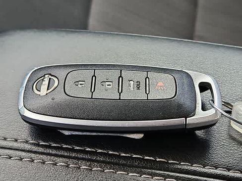 Used 2024 Nissan Sentra SV FWD image 28