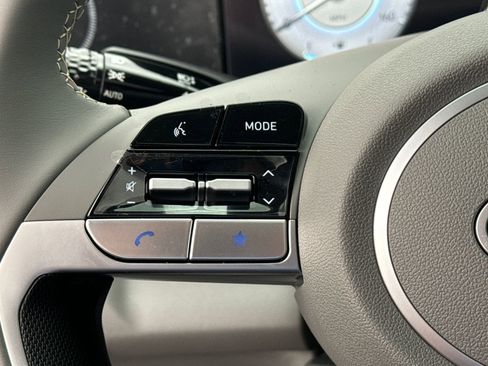 Certified 2025 Hyundai Elantra SEL w/ Cargo Package image 26