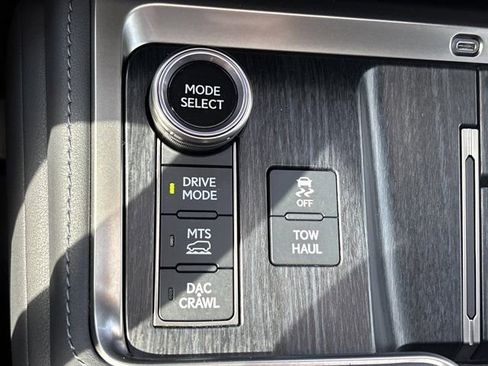 Used 2024 Lexus GX 550 AWD/4WD image 44