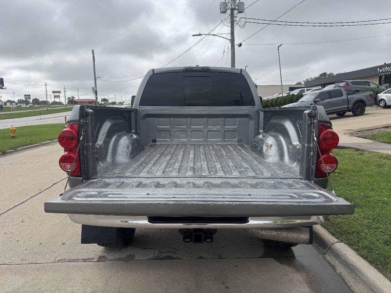 Used 2009 Dodge Ram 2500 Truck SLT w/ Popular Equipment Group AWD/4WD image 10