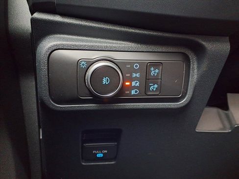 Certified 2025 Ford Bronco Badlands image 18