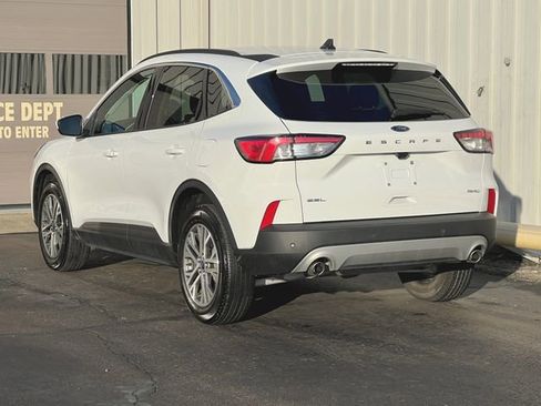 Used 2022 Ford Escape SEL image 7