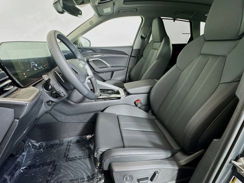 New 2025 Audi Q5 Premium Plus image 19