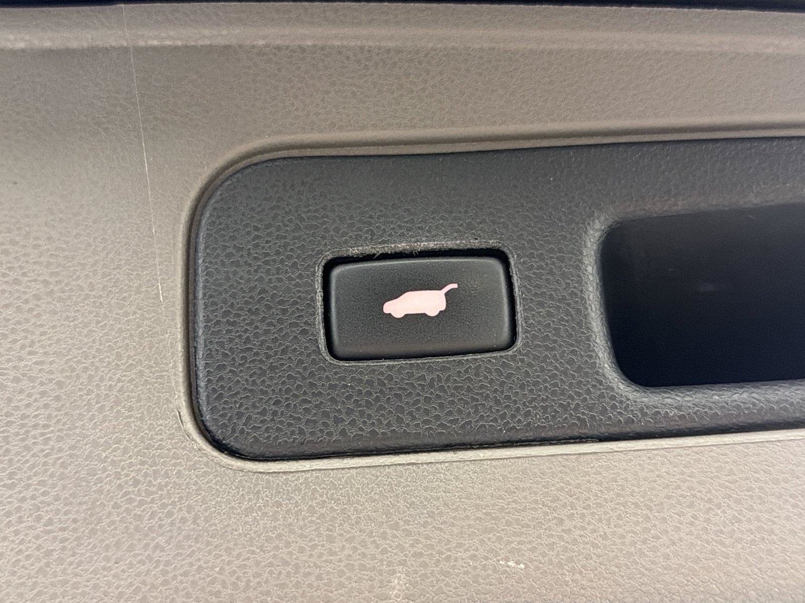 Used 2017 Honda Odyssey Touring image 17