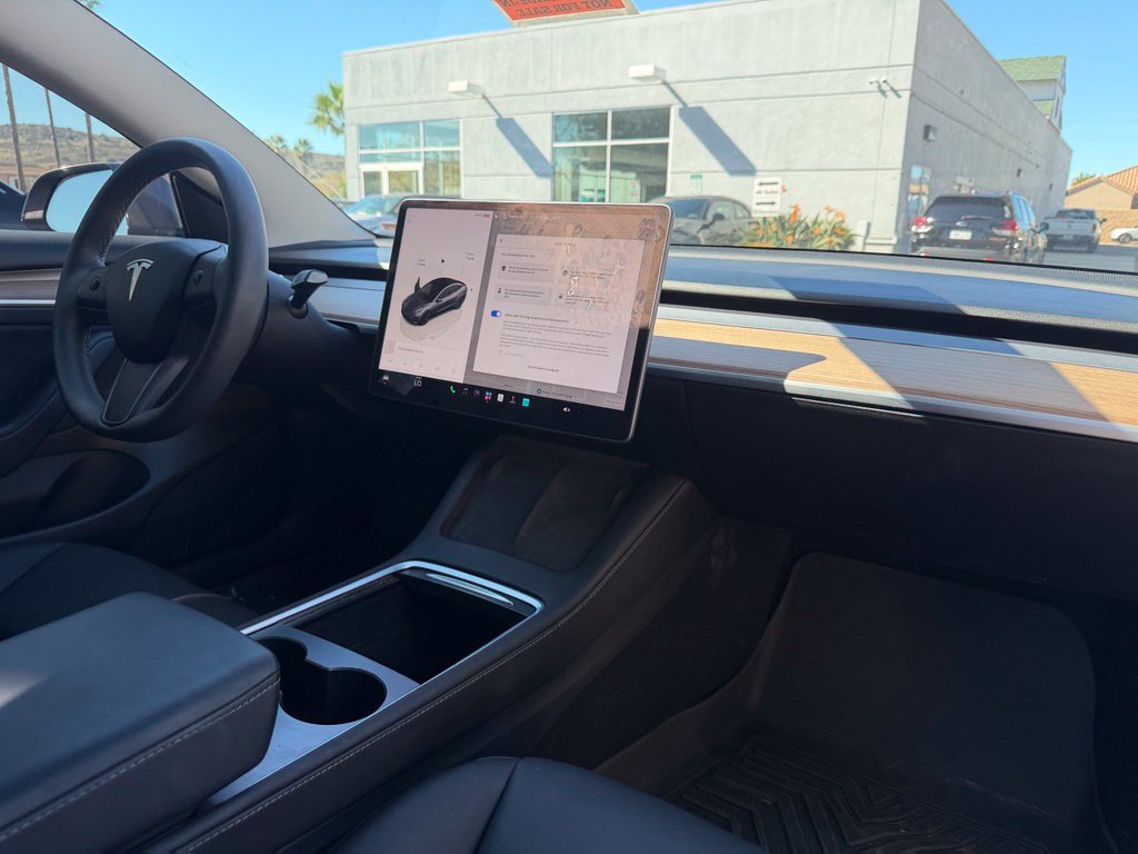 Used 2023 Tesla Model 3 Standard Range RWD image 17