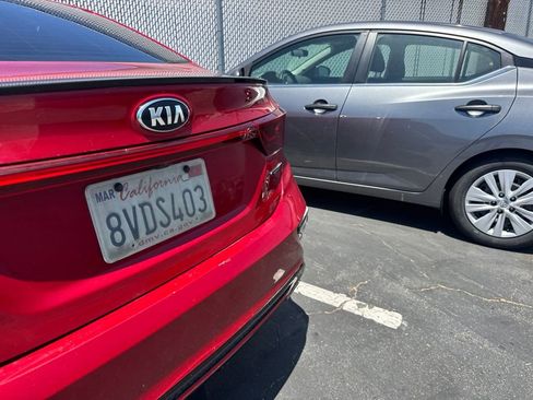 Used 2021 Kia Forte GT w/ GT2 Package FWD image 4