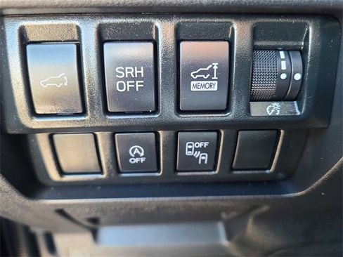 Used 2022 Subaru Forester Premium image 29