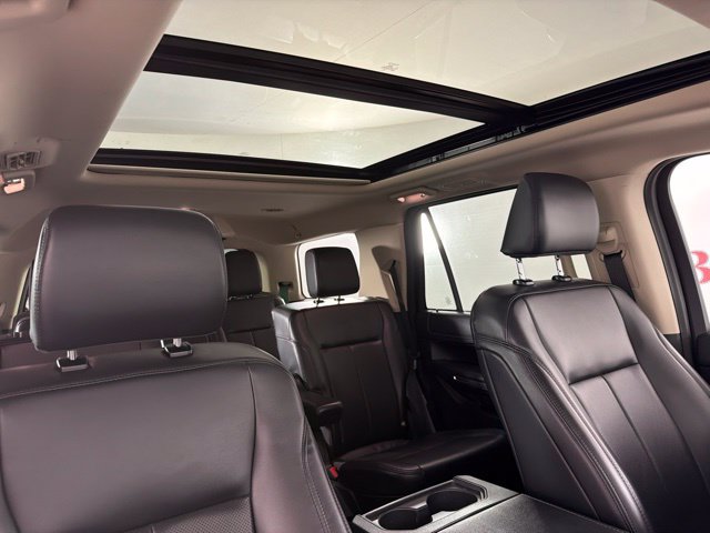 Used 2024 Ford Expedition XLT RWD image 38