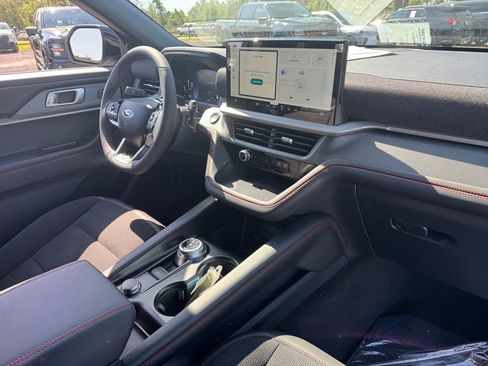 New 2026 Ford Explorer ST RWD image 21