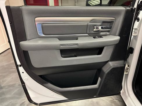 Used 2017 RAM 1500 Lone Star AWD/4WD image 26