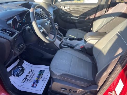 Used 2014 Ford Escape SE image 19