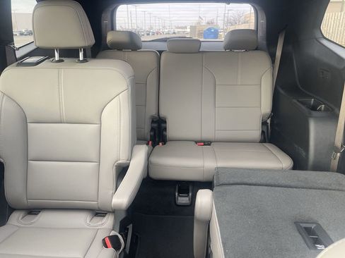 Used 2024 GMC Acadia Elevation w/ Luxury Package image 26