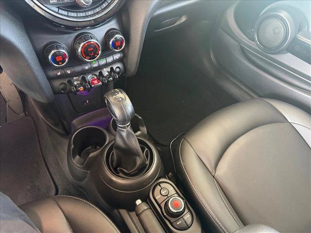 Used 2019 MINI Cooper 2-Door Hardtop FWD image 10