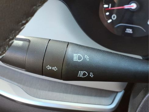 Used 2025 Jeep Compass Limited AWD/4WD image 18