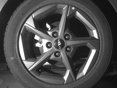 Used 2025 Kia K4 FWD image 18