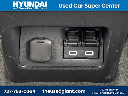 Used 2024 Lexus NX 250 FWD w/ Towing Package (2000 Lbs) image 17
