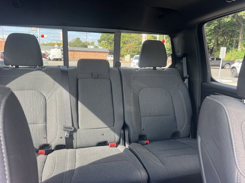 Used 2019 RAM 1500 Big Horn image 26