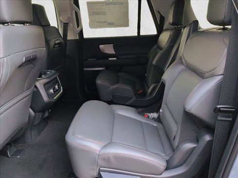 New 2025 Ford Expedition Max Active image 14