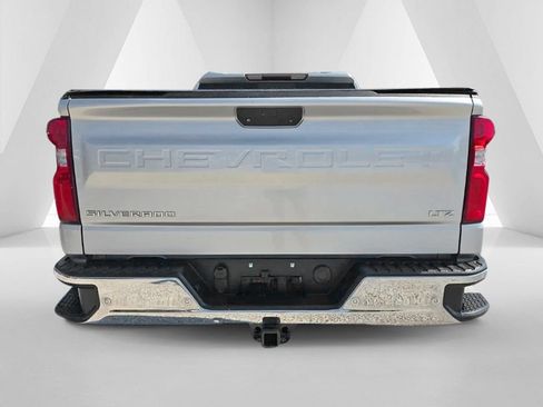 Used 2020 Chevrolet Silverado 1500 LTZ w/ LTZ Plus Package AWD/4WD image 5