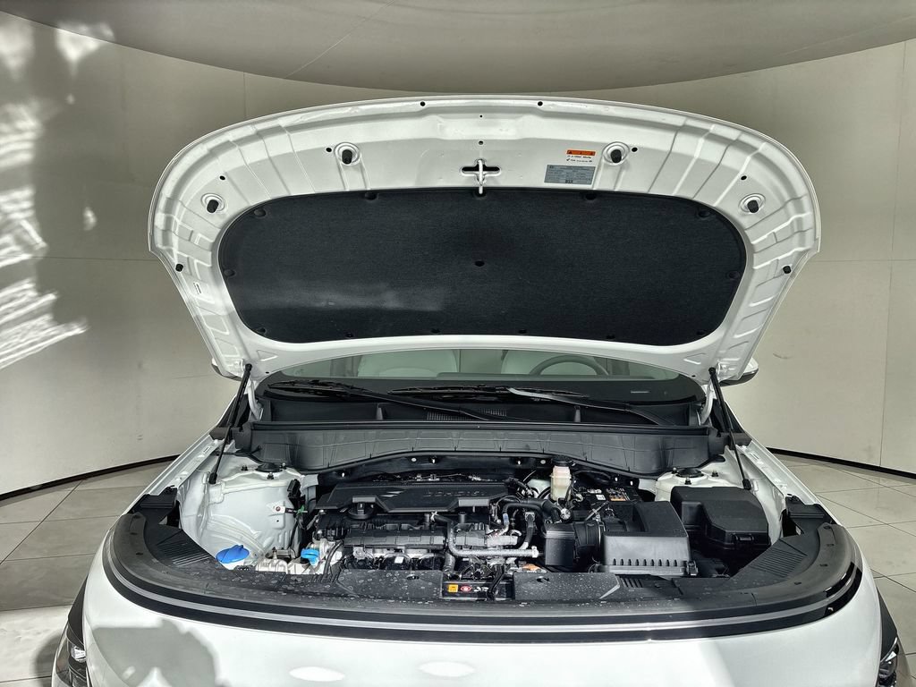 Used 2026 Hyundai Kona SE FWD image 17