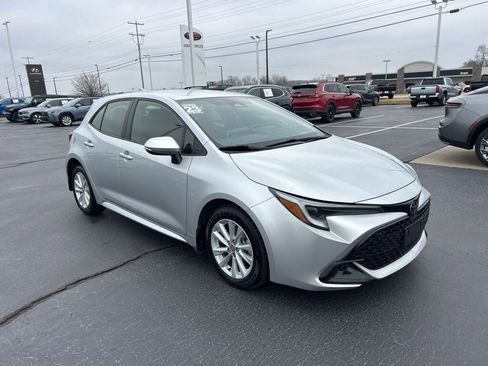 Used 2024 Toyota Corolla SE image 19