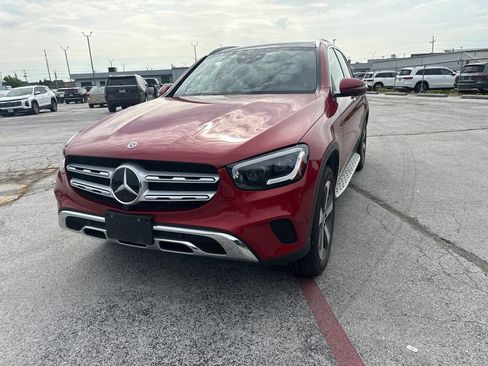 Used 2022 Mercedes-Benz GLC 300 4MATIC image 2