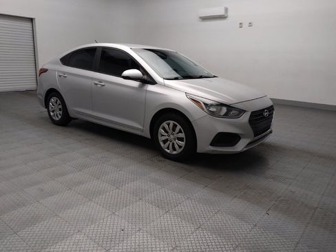 Used 2018 Hyundai Accent SE image 13