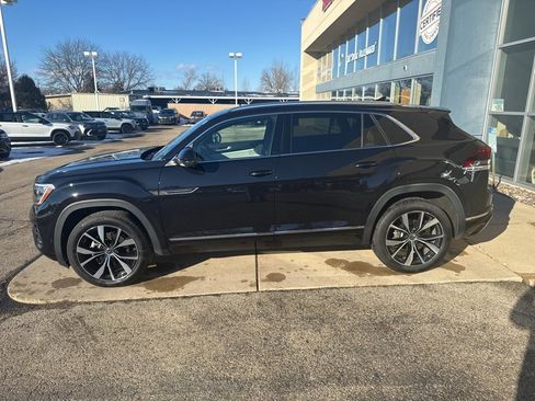 Certified 2024 Volkswagen Atlas Cross Sport SEL Premium R-Line image 5