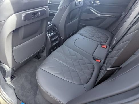 New 2026 BMW X5 xDrive40i w/ M Sport Package AWD/4WD image 18