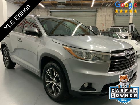 Used 2016 Toyota Highlander XLE image 5