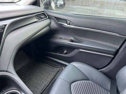 Used 2023 Toyota Camry SE image 15