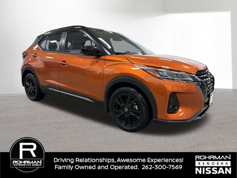 Certified 2023 Nissan Kicks SR w/ SR Premium Package image 3