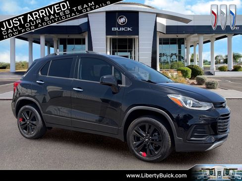 Used 2018 Chevrolet Trax LT w/ Redline Edition AWD/4WD image 1