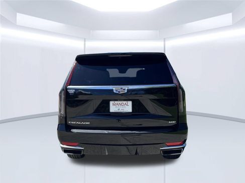 Used 2023 Cadillac Escalade Premium Luxury AWD/4WD image 5