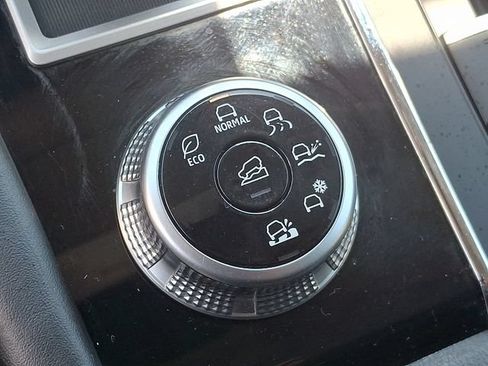 Used 2022 Mitsubishi Outlander SE AWD/4WD image 28