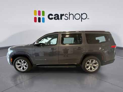 Used 2022 Jeep Wagoneer Series I w/ Premium Group I AWD/4WD image 2