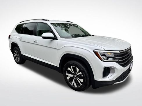 Used 2026 Volkswagen Atlas SE FWD image 5