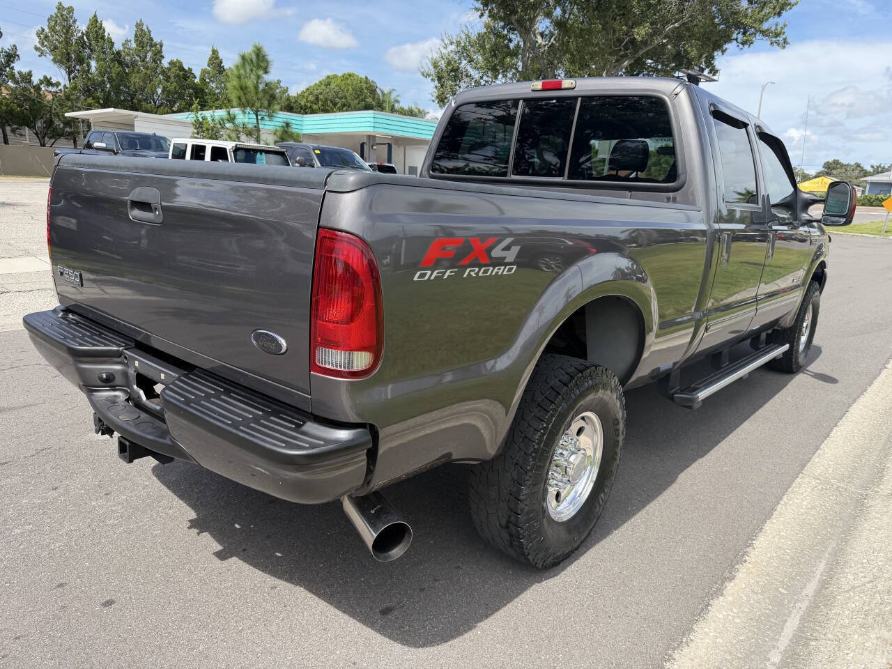 Used 2004 Ford F250 Lariat AWD/4WD image 6