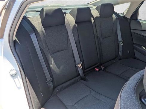 Used 2023 Honda Accord EX image 19