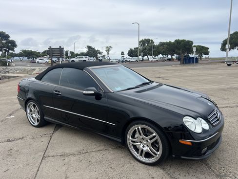 Used 2005 Mercedes-Benz CLK 55 AMG Cabriolet image 55