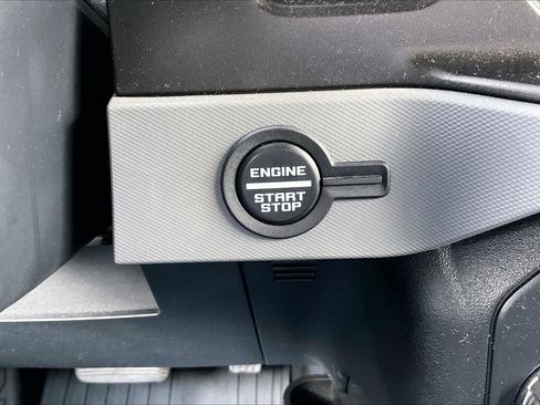 Used 2023 Ford Bronco Black Diamond AWD/4WD image 27