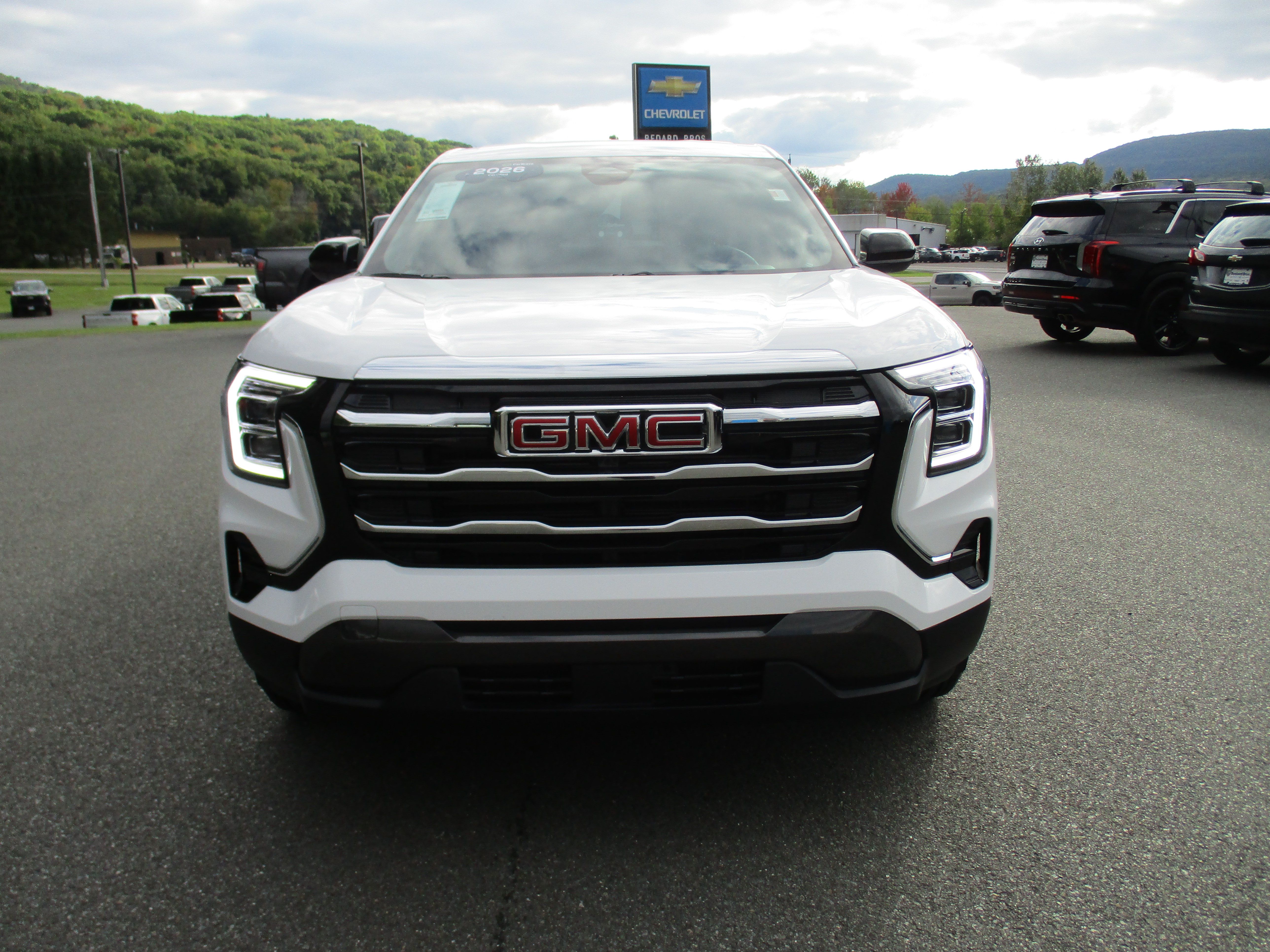 Certified 2026 GMC Terrain Elevation AWD/4WD image 2