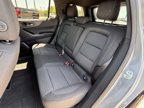 Used 2026 Chevrolet Equinox LT FWD image 24