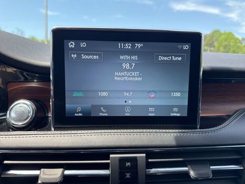 Used 2022 Lincoln Corsair Grand Touring image 19